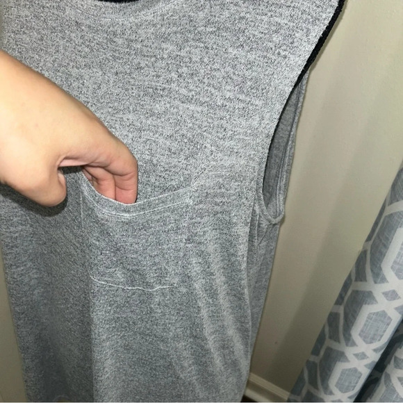 Ava & Viv gray sleeveless top - Picture 5 of 6